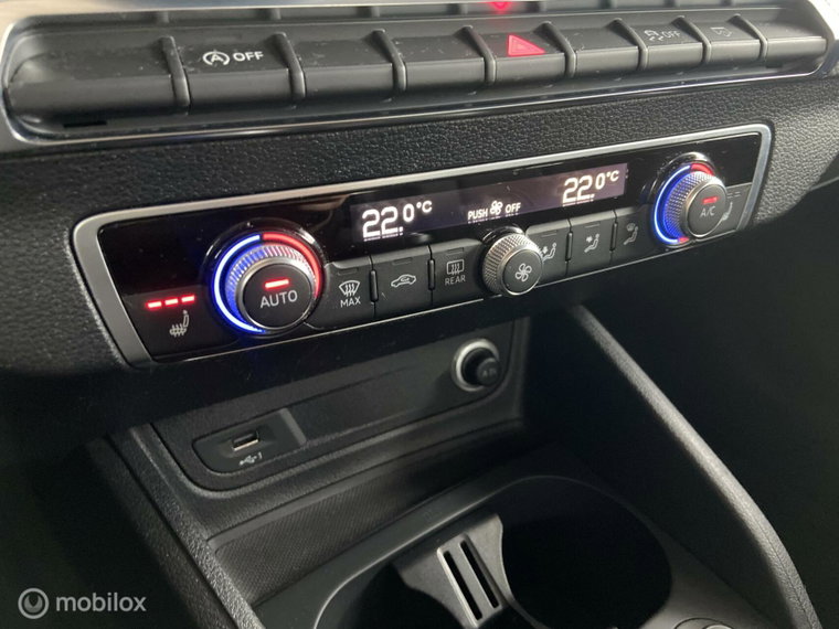Vehicle Image 42