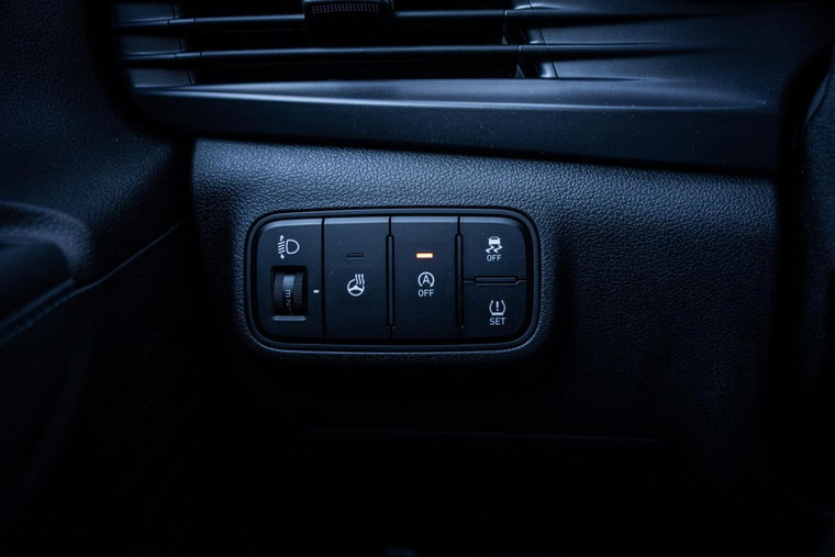 Vehicle Image 24