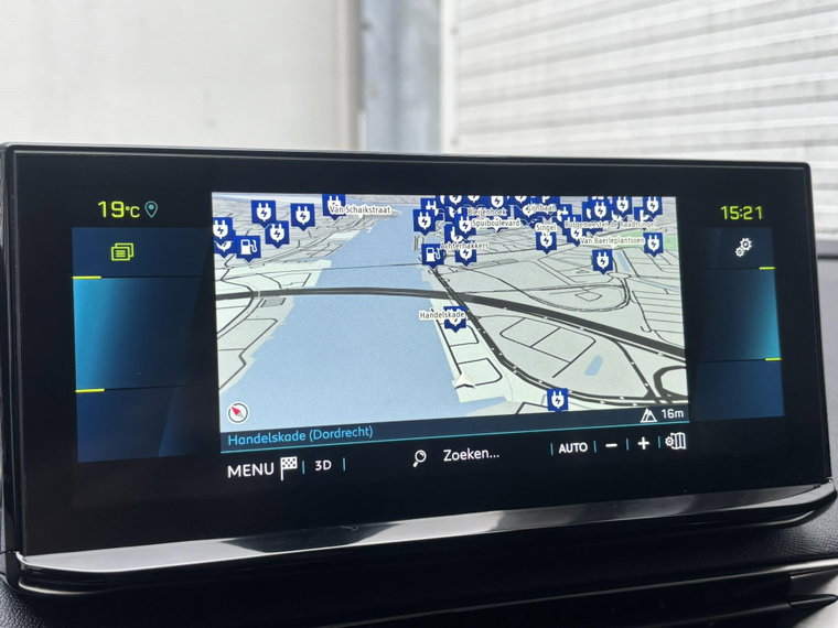 Vehicle Image 23