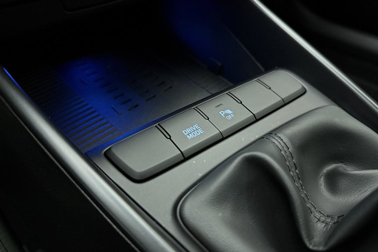 Vehicle Image 23