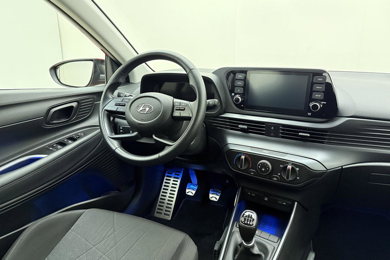 Vehicle Image 30