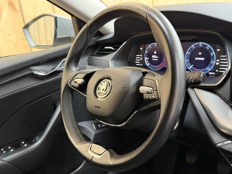 Vehicle Image 36