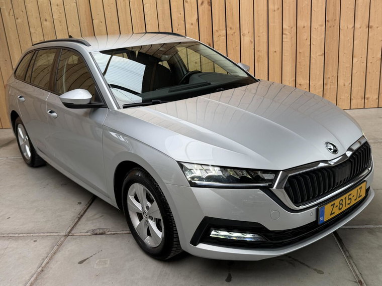 Vehicle Image 38