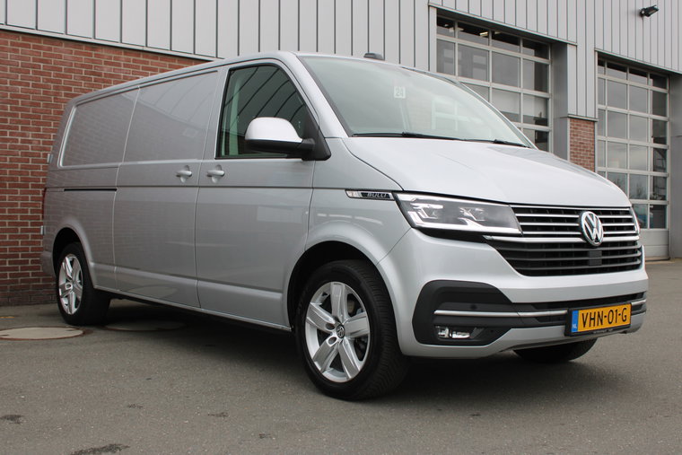 Vehicle Image 28