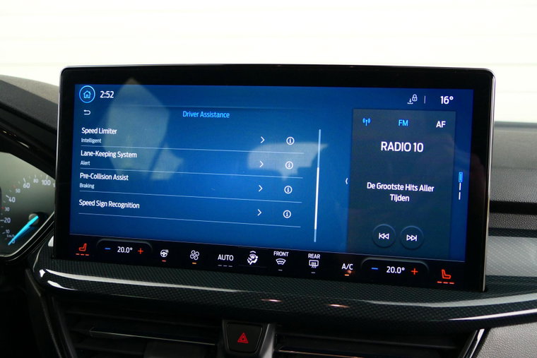 Vehicle Image 30