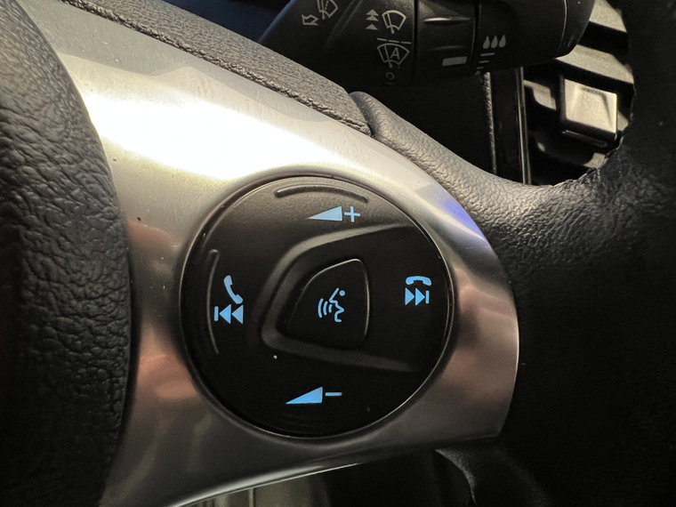 Vehicle Image 22
