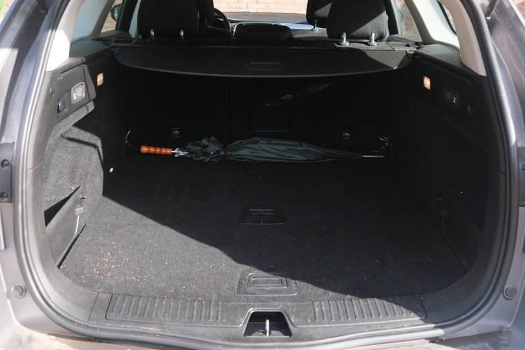 Vehicle Image 33