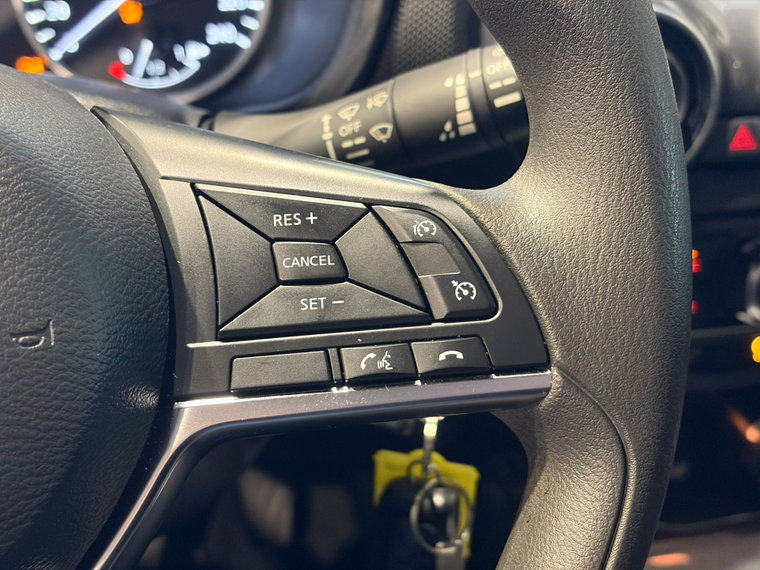 Vehicle Image 24