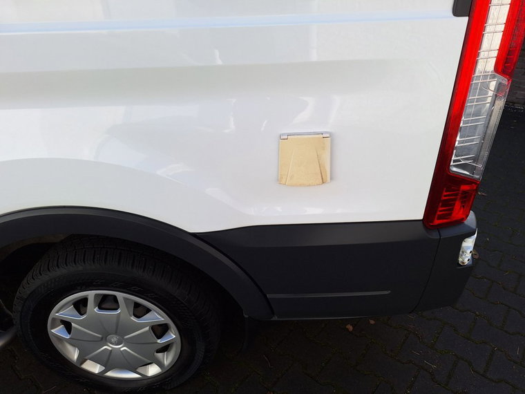 Vehicle Image 14