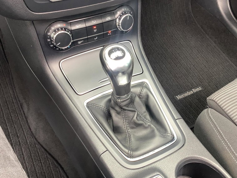 Vehicle Image 28