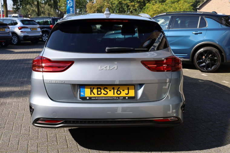 Vehicle Image 38