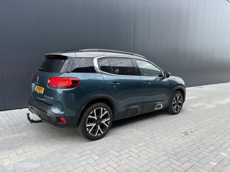 Vehicle Image 17
