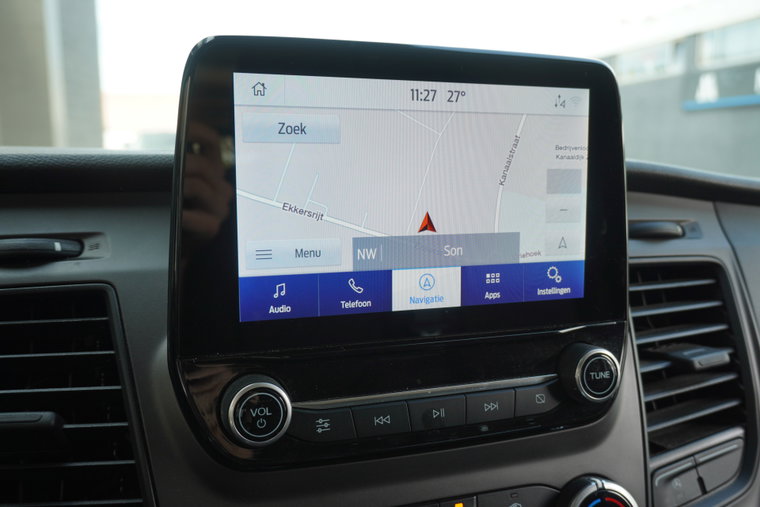 Vehicle Image 13