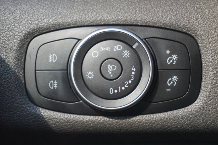 Vehicle Image 17