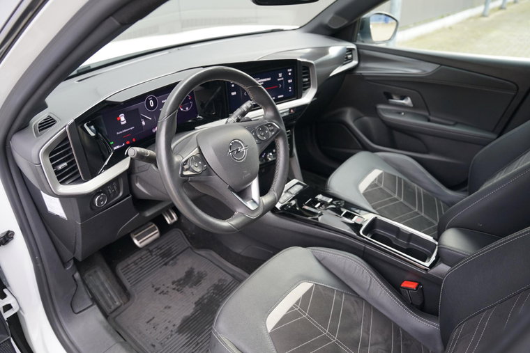 Vehicle Image 22