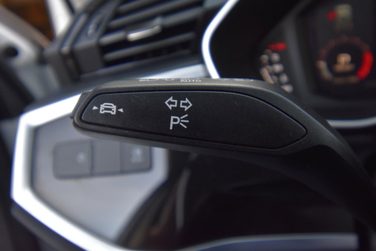 Vehicle Image 38
