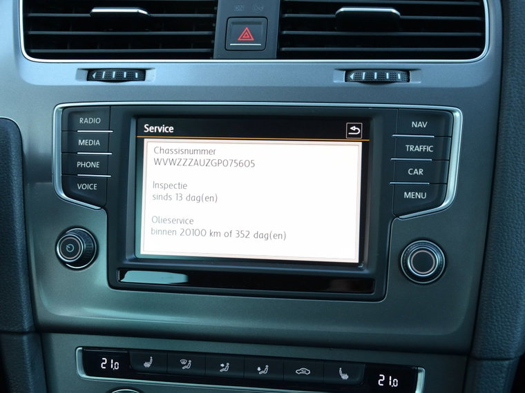 Vehicle Image 16