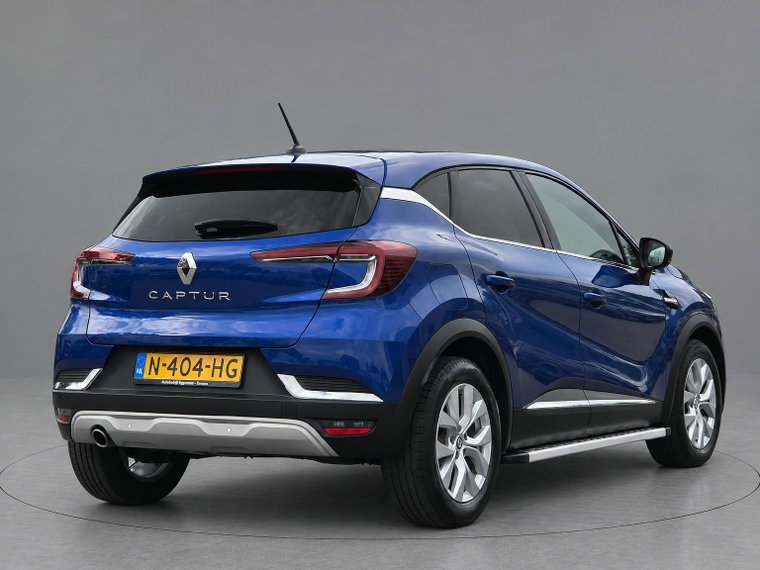 Vehicle Image 26