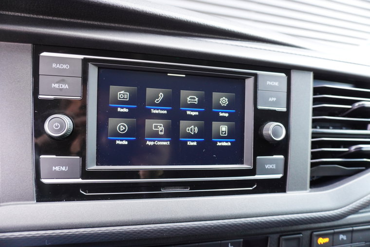 Vehicle Image 18