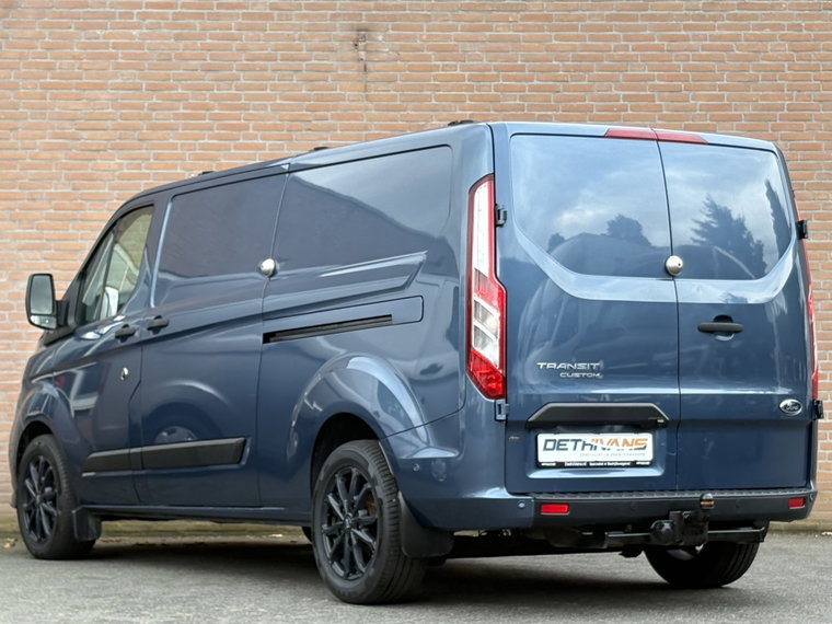 Vehicle Image 23