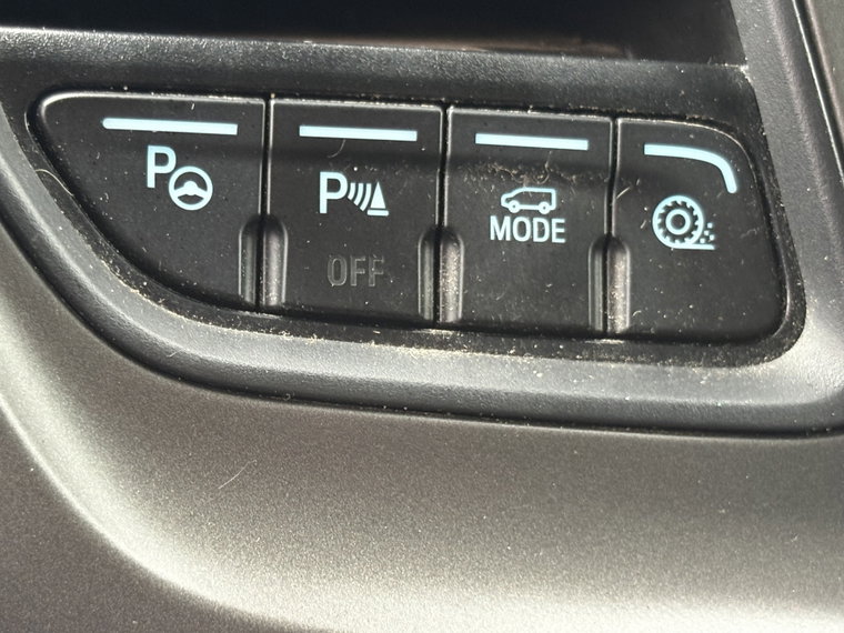 Vehicle Image 26