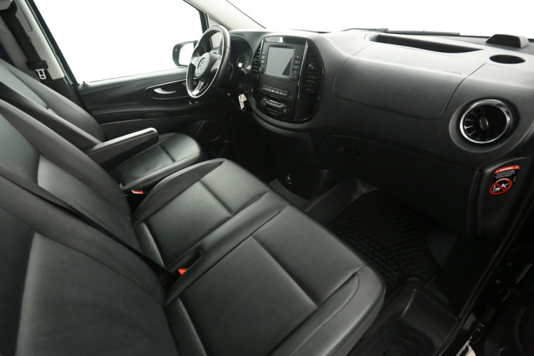 Vehicle Image 23