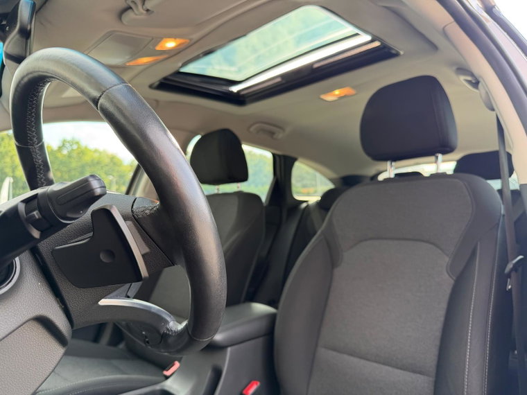 Vehicle Image 31