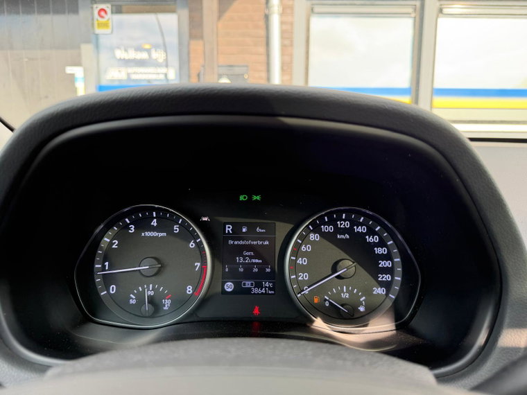 Vehicle Image 37