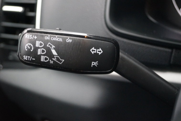 Vehicle Image 60