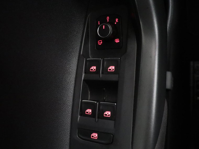 Vehicle Image 27