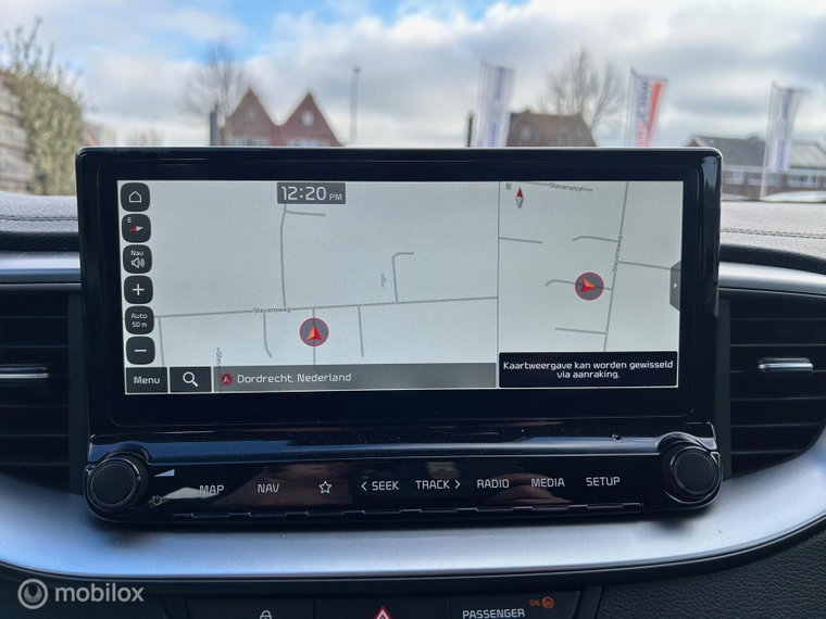 Vehicle Image 12
