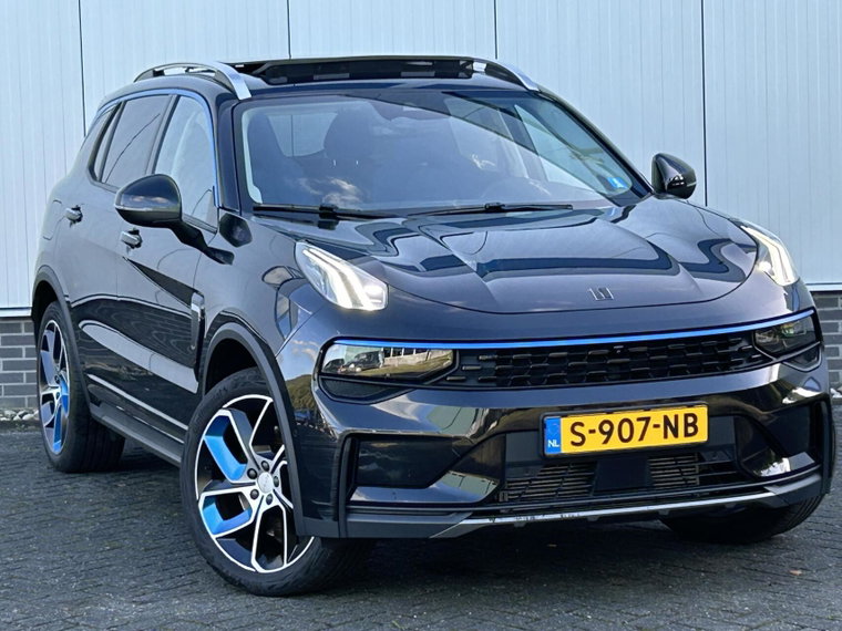 Vehicle Image 5