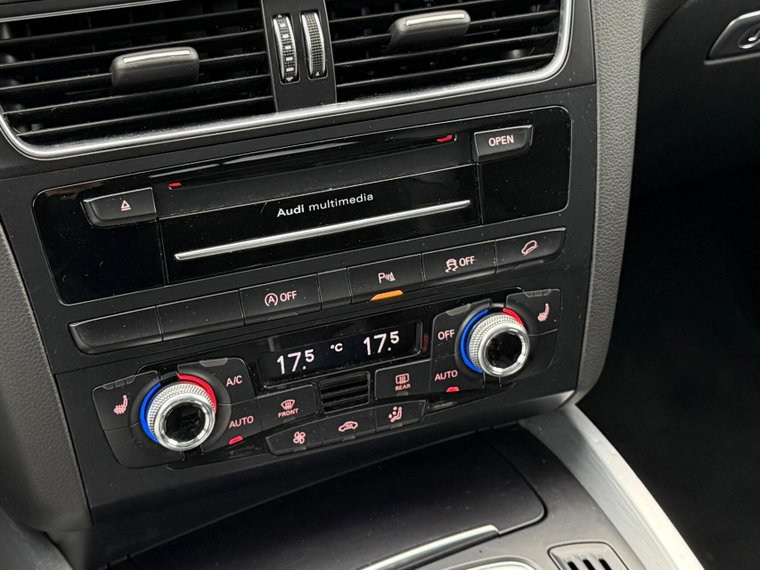 Vehicle Image 33