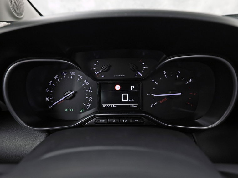 Vehicle Image 22