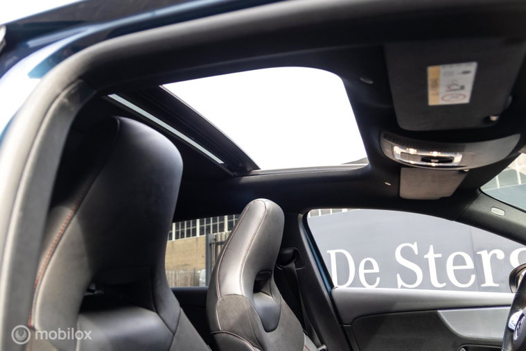 Vehicle Image 37