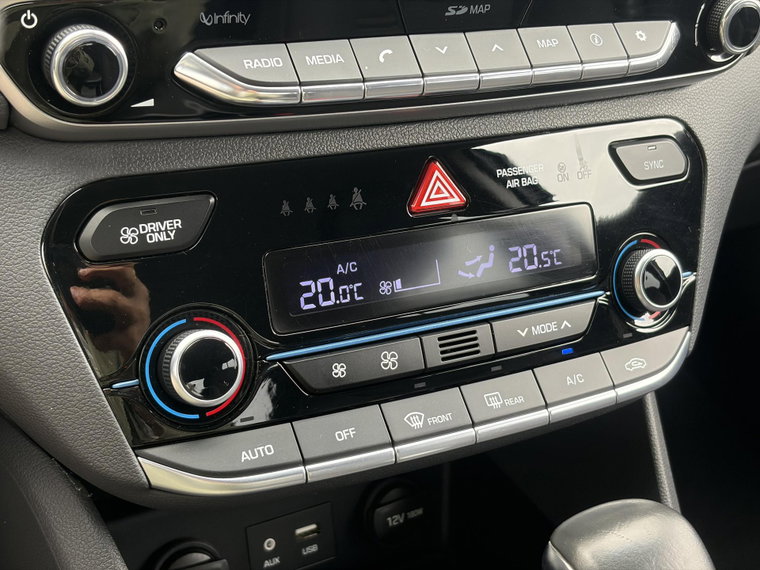 Vehicle Image 22