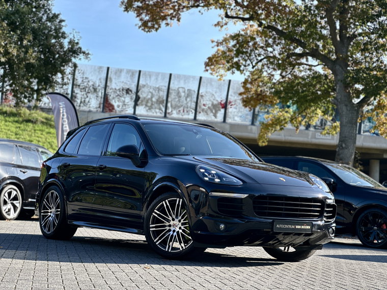 Vehicle Image 35