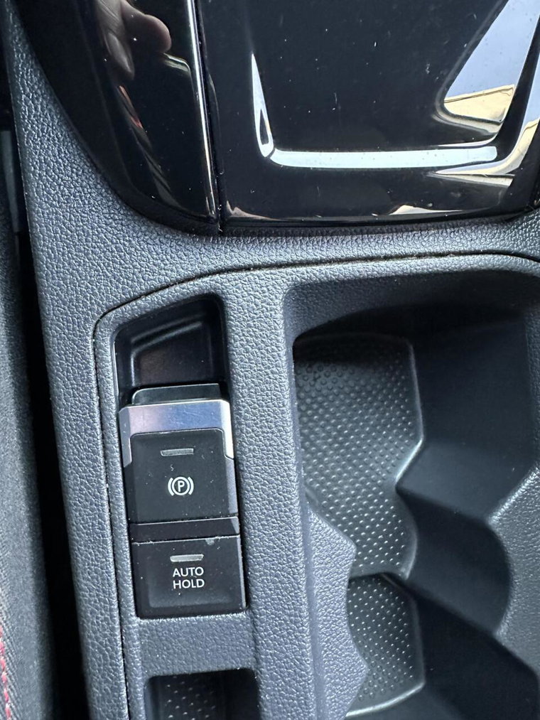 Vehicle Image 24