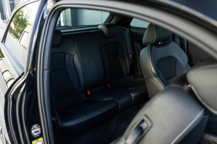 Vehicle Image 30