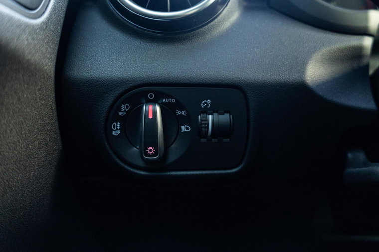 Vehicle Image 39