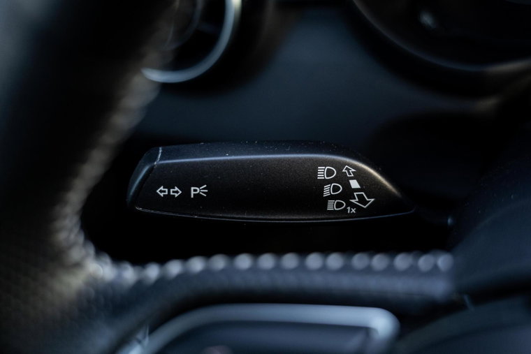 Vehicle Image 40