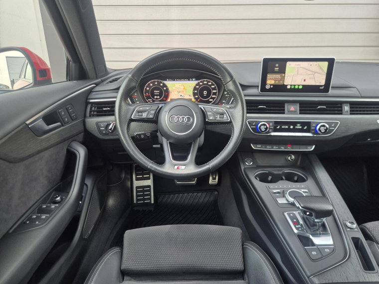 Vehicle Image 16