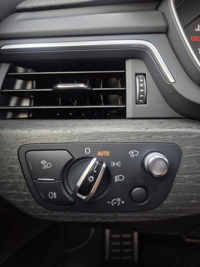 Vehicle Image 38