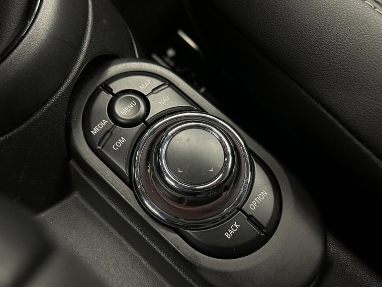 Vehicle Image 39