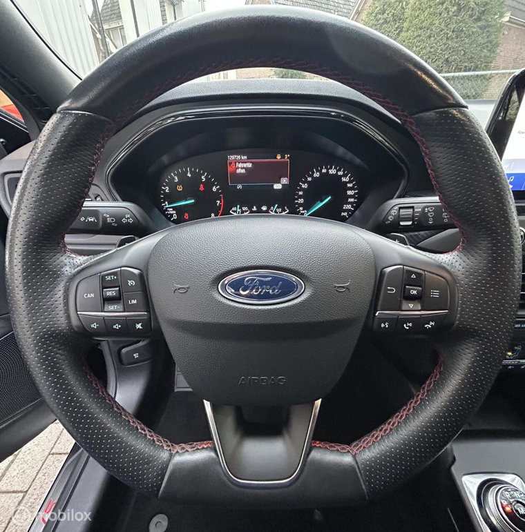 Vehicle Image 28