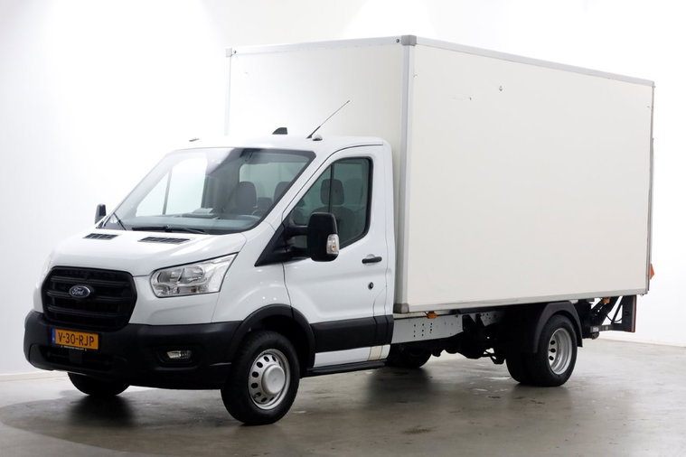 Vehicle Image 9