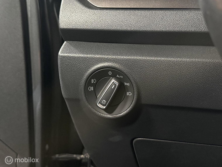 Vehicle Image 40