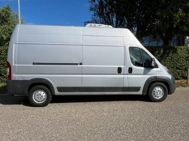 Vehicle Image 27