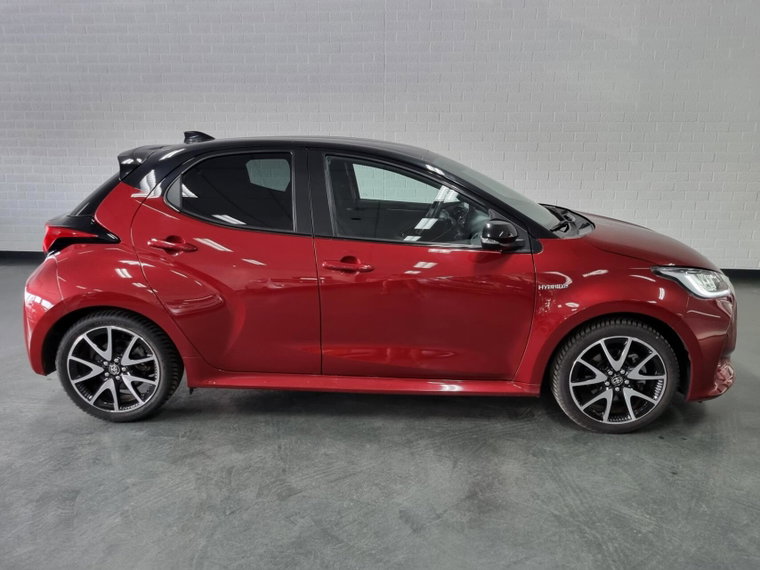 Vehicle Image 6