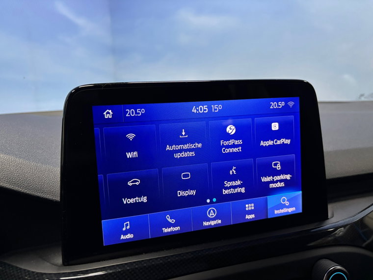 Vehicle Image 18